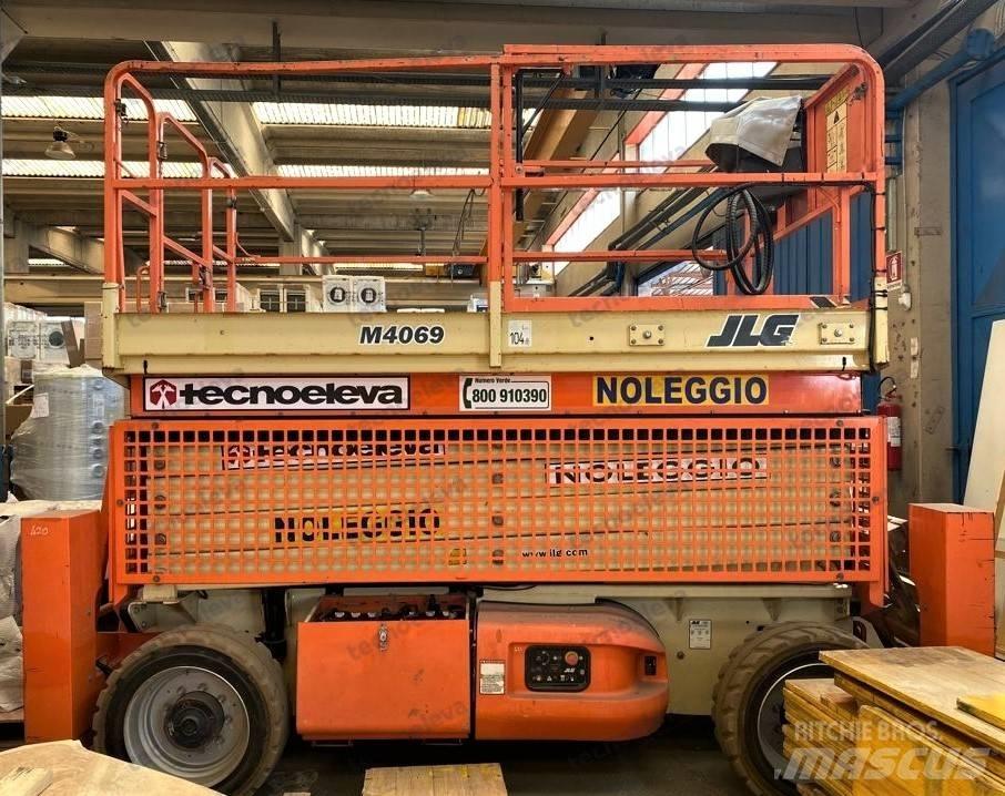 JLG M 4069 Schaarhoogwerkers
