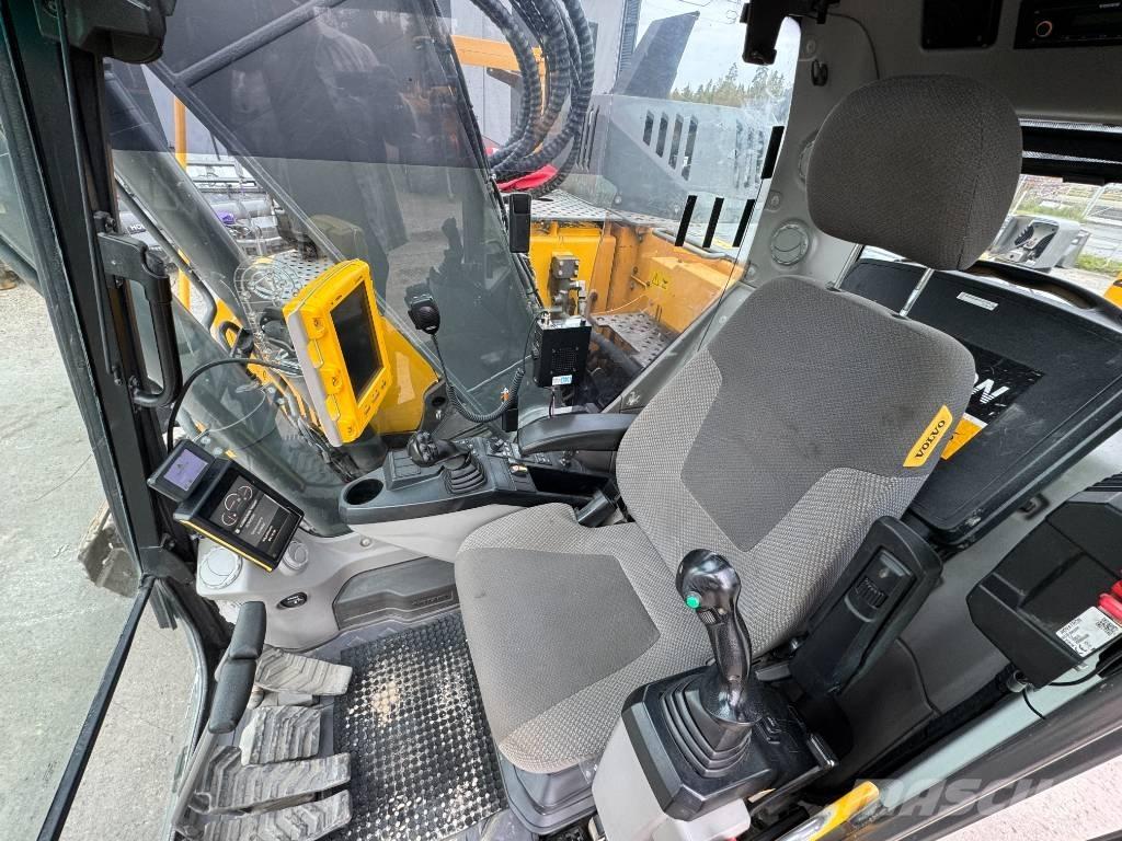 Volvo ECR 235 E Rupsgraafmachines