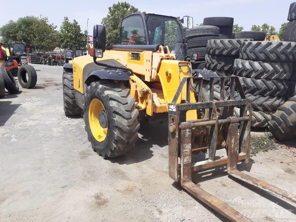 JCB 535-95 Verreikers voor landbouw