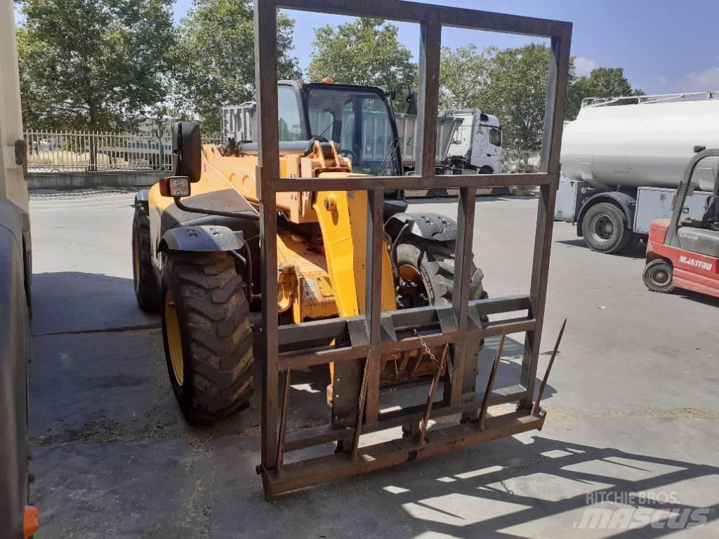 JCB 535-95 Verreikers voor landbouw