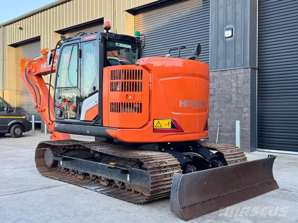 Hitachi ZX 135 US-7 Rupsgraafmachines