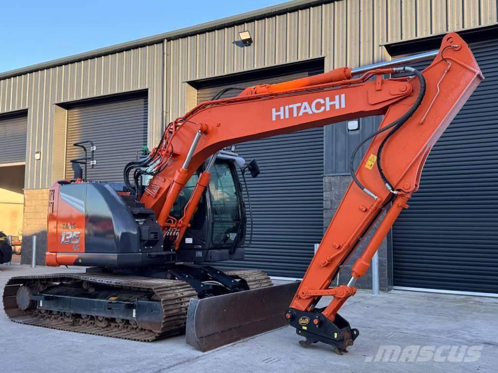 Hitachi ZX 135 US-7 Rupsgraafmachines