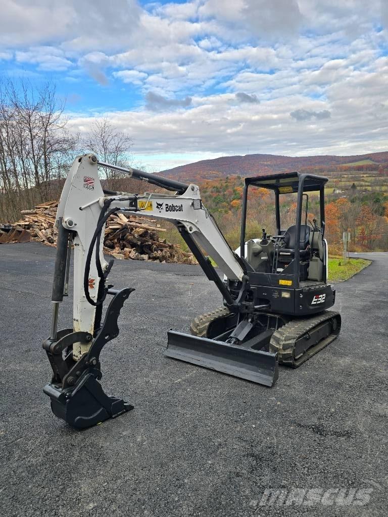 Bobcat E 32 Minigraafmachines < 7t