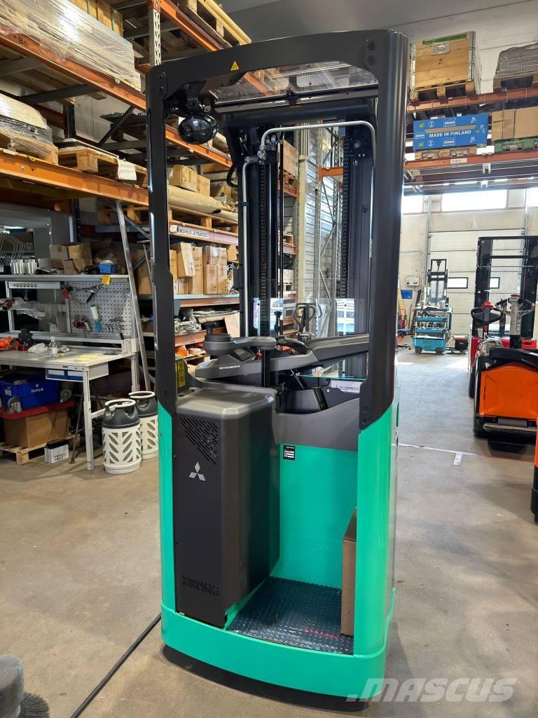 Mitsubishi SBR16N2 Zelfrijdende stapelaars