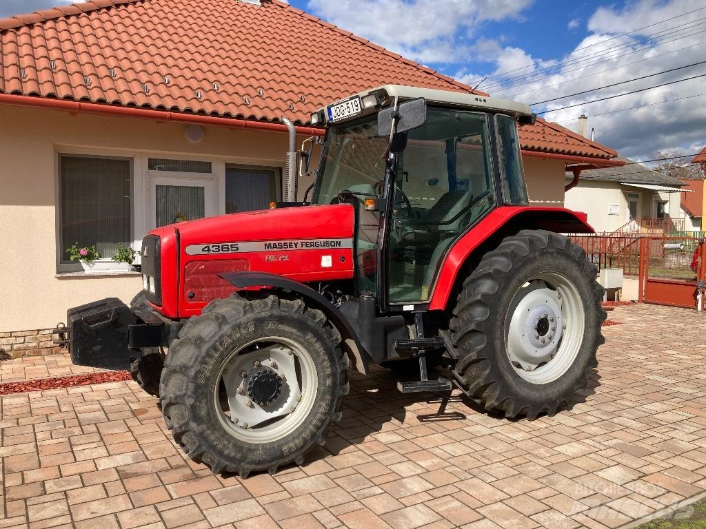 Massey Ferguson 4365 Tractoren