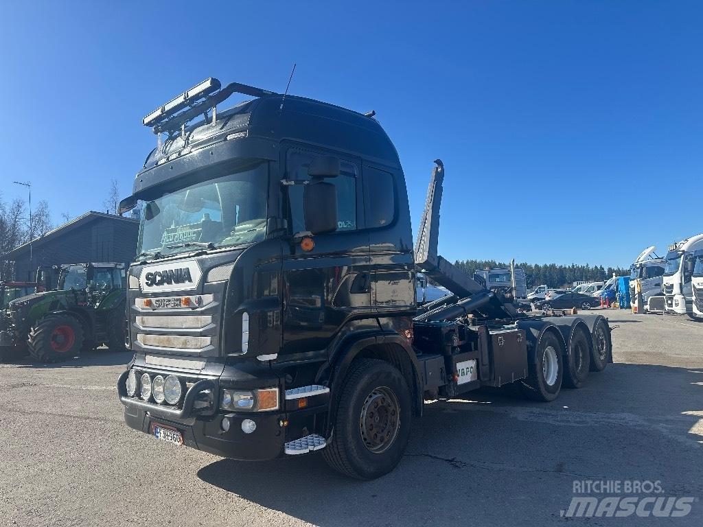 Scania R560 Vrachtwagen met containersysteem