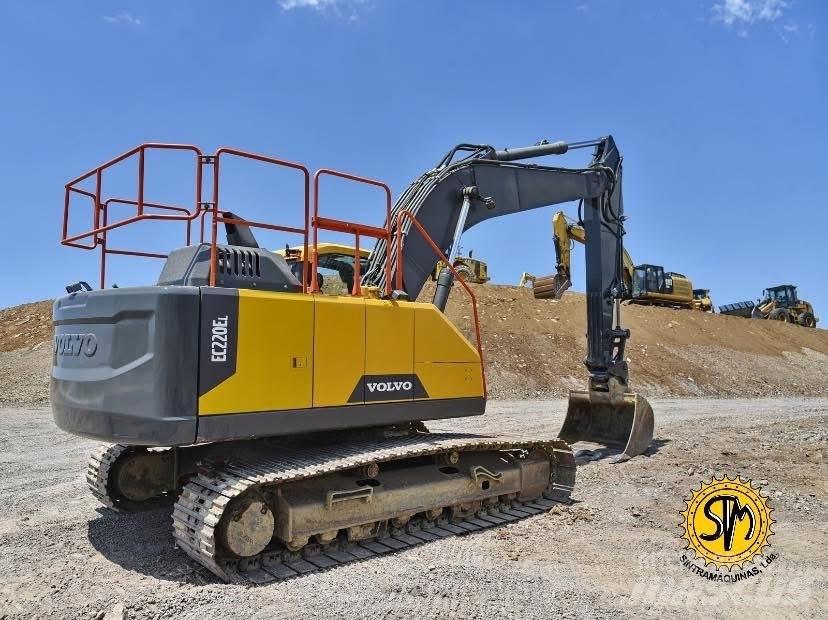 Volvo EC 220 E Rupsgraafmachines