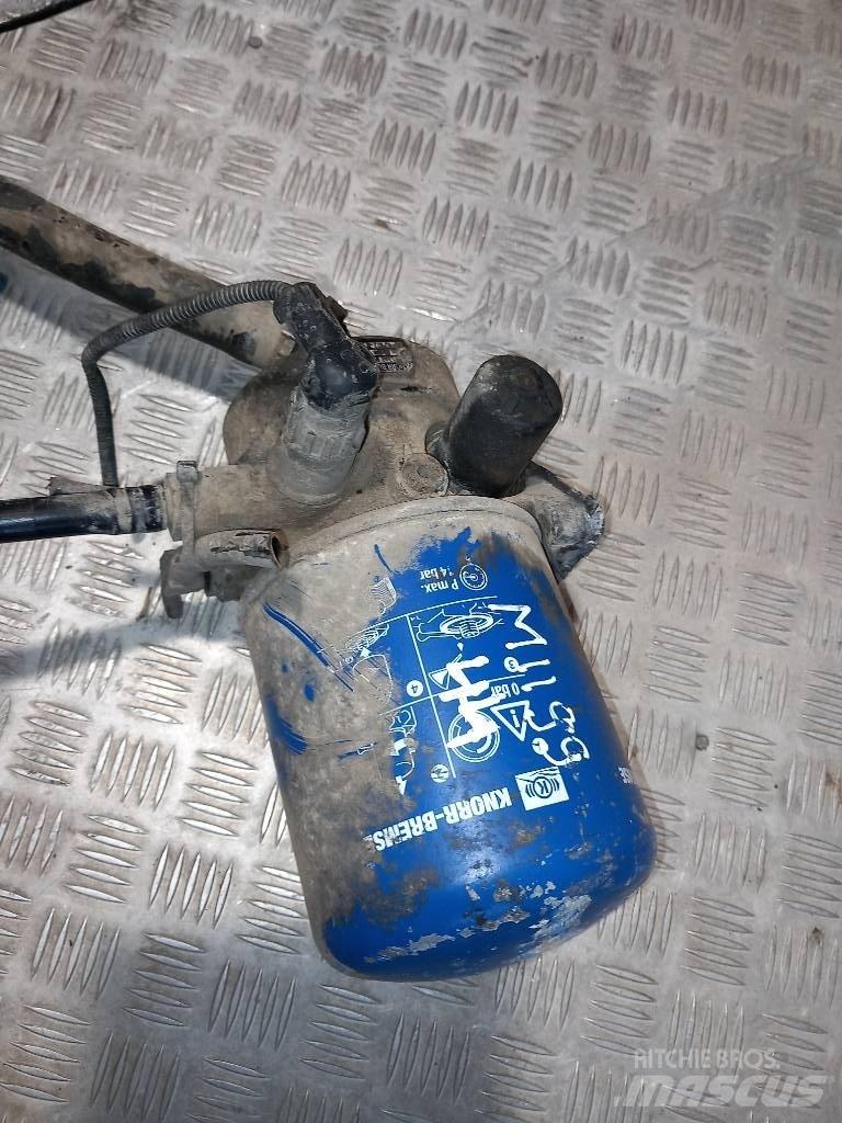 MAN TGM  81521026370 Remmen
