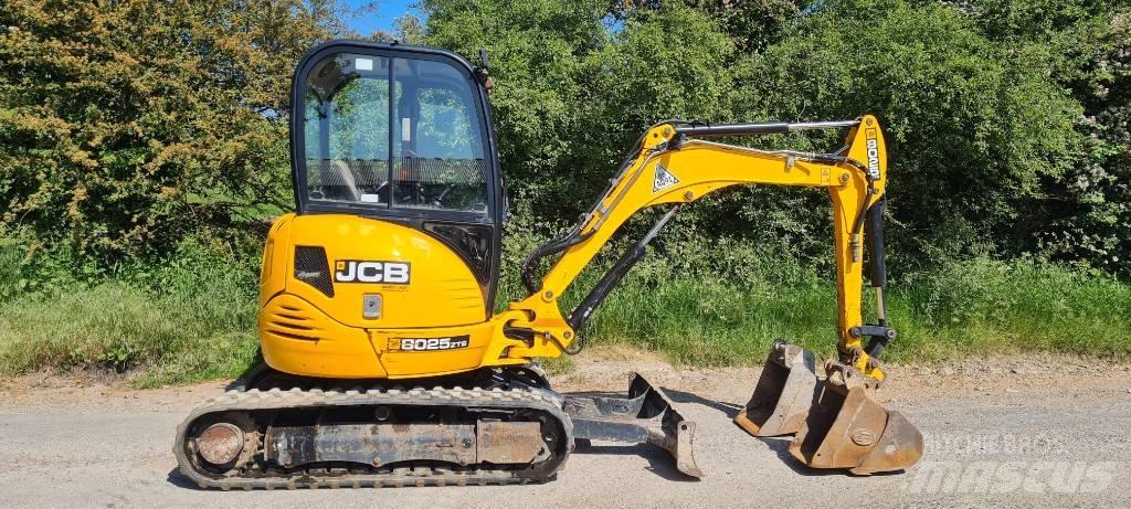 JCB 8025 Mini Digger Minigraafmachines < 7t