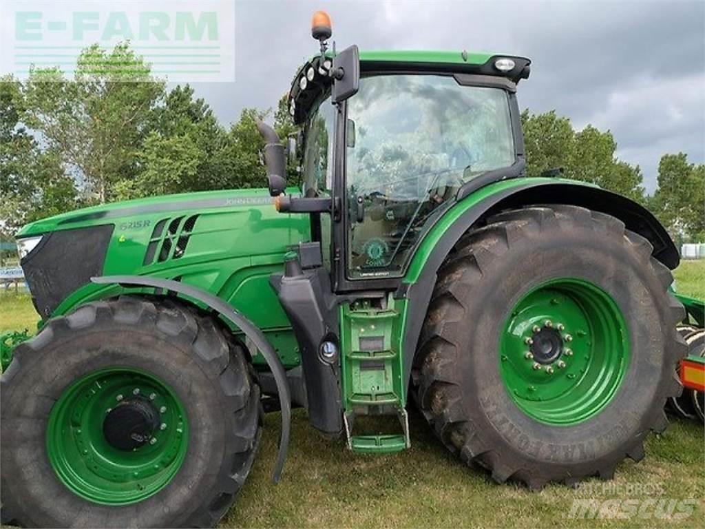 John Deere 6215 r Tractoren