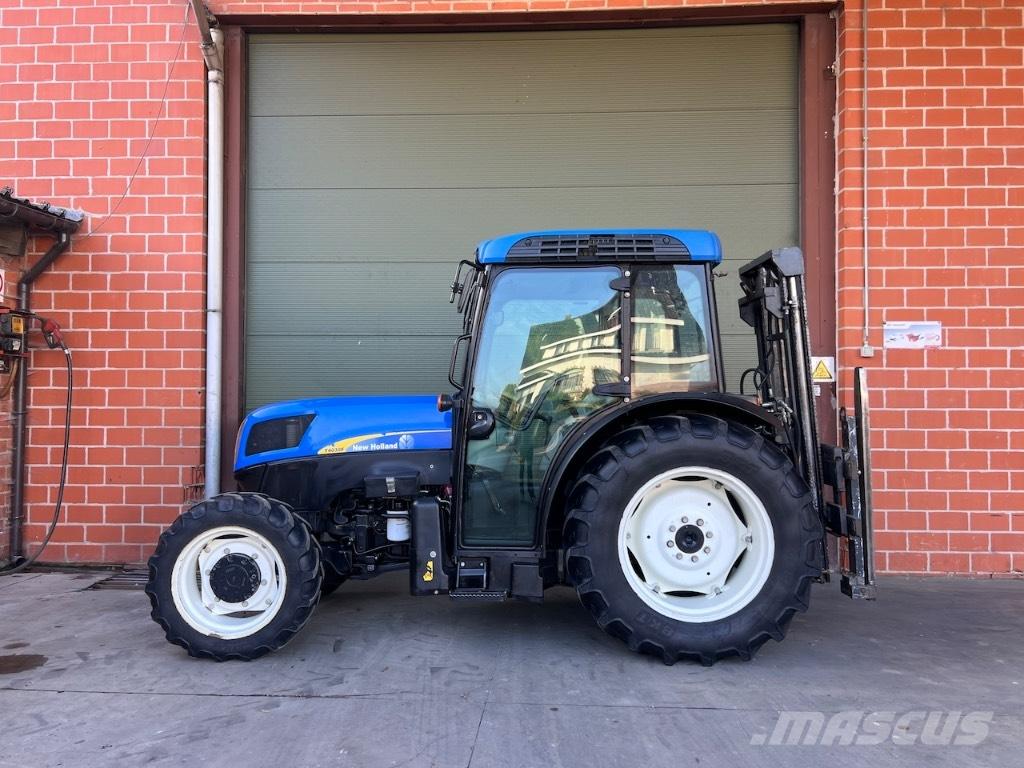 New Holland T4030F Tractoren