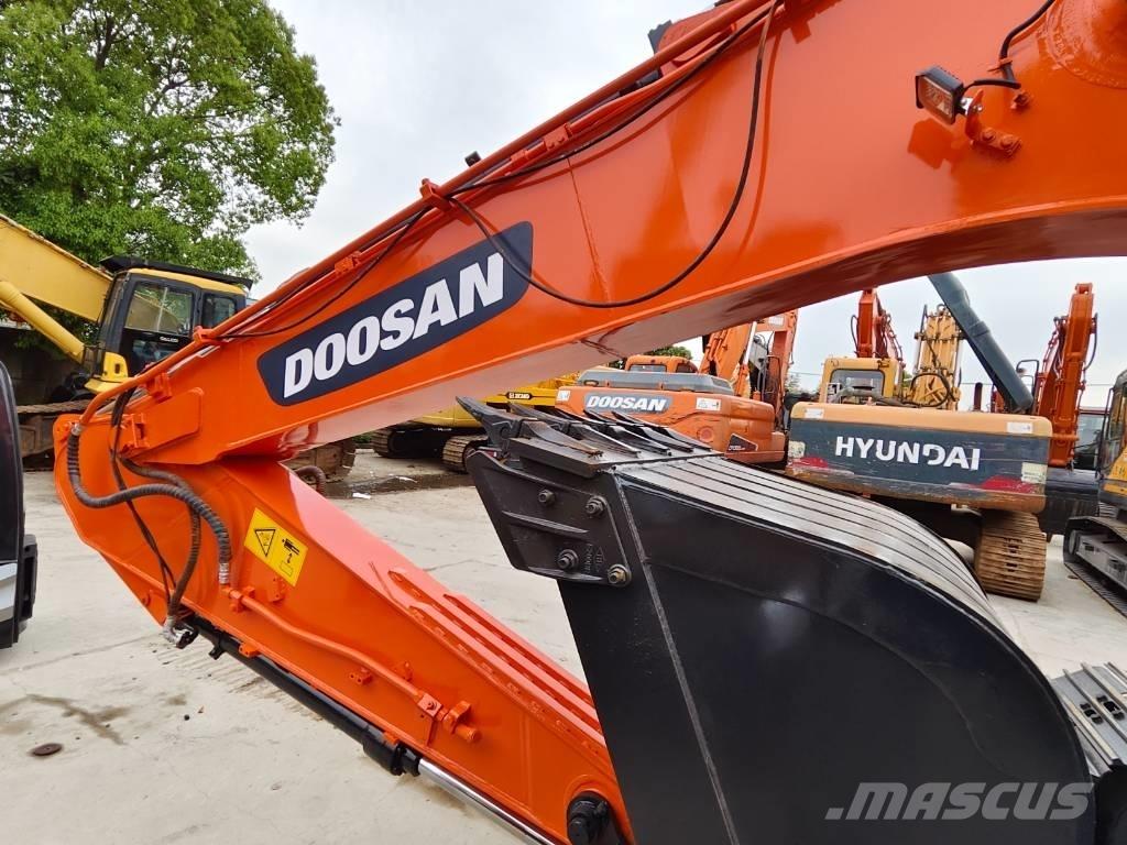 Doosan DX 225 LC Rupsgraafmachines