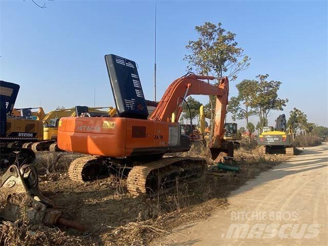 Hitachi ZX 240 Rupsgraafmachines