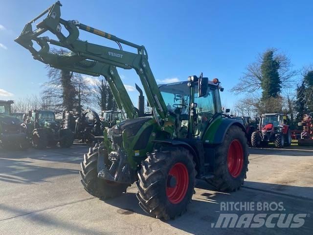 Fendt 516 Vario Tractoren