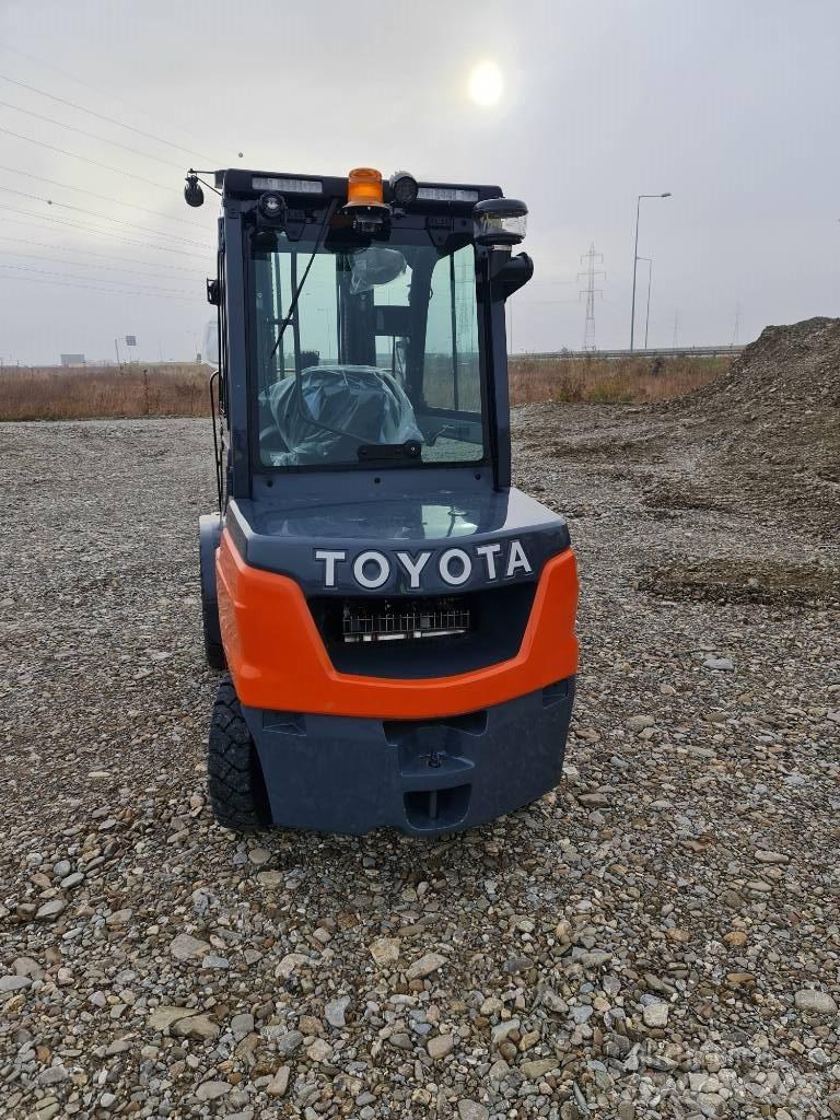 Toyota Tonero Reachtruck voor hoog niveau