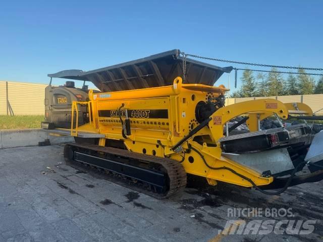 Tana Shark 440 DT Shredders