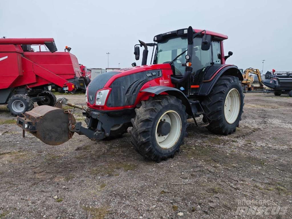 Valtra T 193 Tractoren