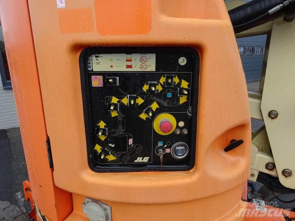 JLG E300AJP Knikarmhoogwerkers