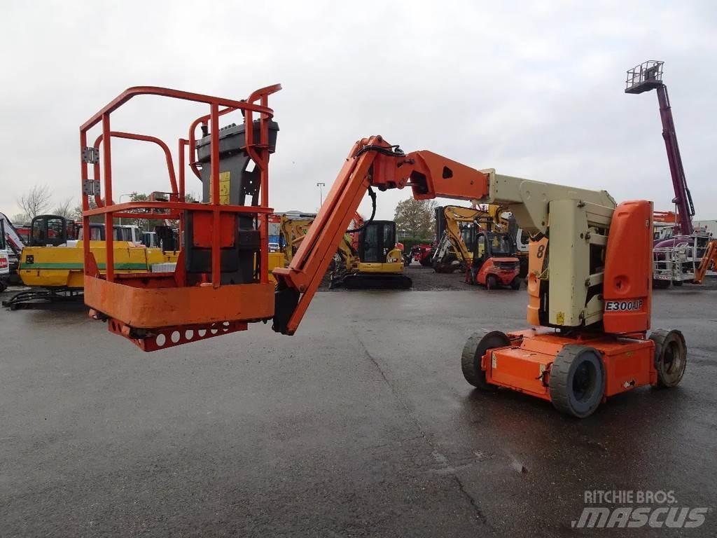 JLG E300AJP Knikarmhoogwerkers