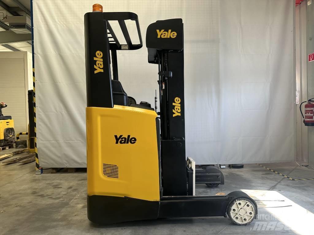 Yale MR14 Reachtruck voor hoog niveau