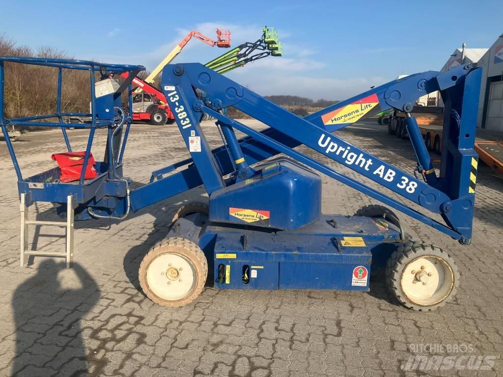 UpRight AB38N Knikarmhoogwerkers