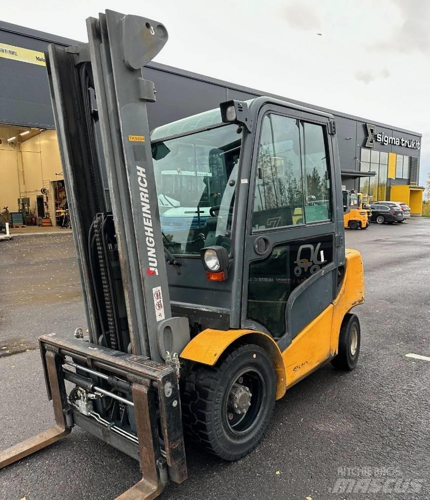 Jungheinrich DFG 430 Diesel heftrucks
