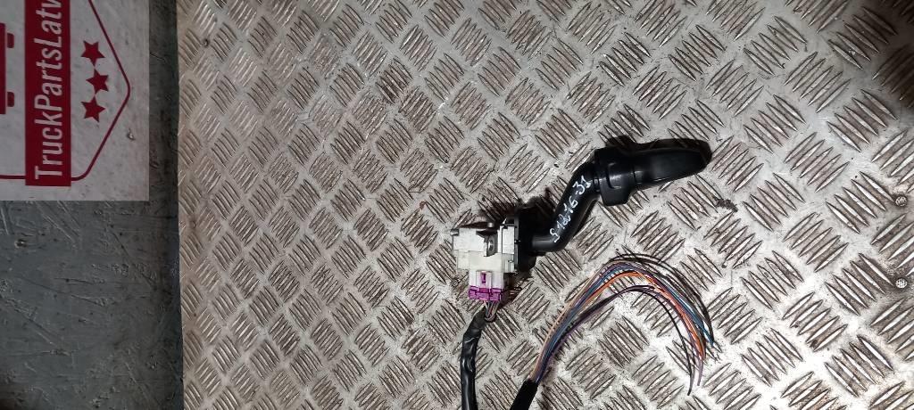 Scania R 440    1858200 Cabine en interieur