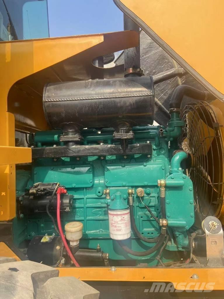 LiuGong CLG 835 Wielladers