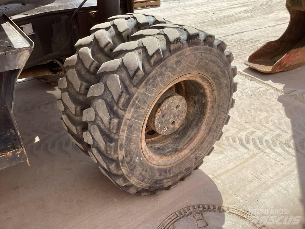 Komatsu PW 160-7E0 Wielgraafmachines