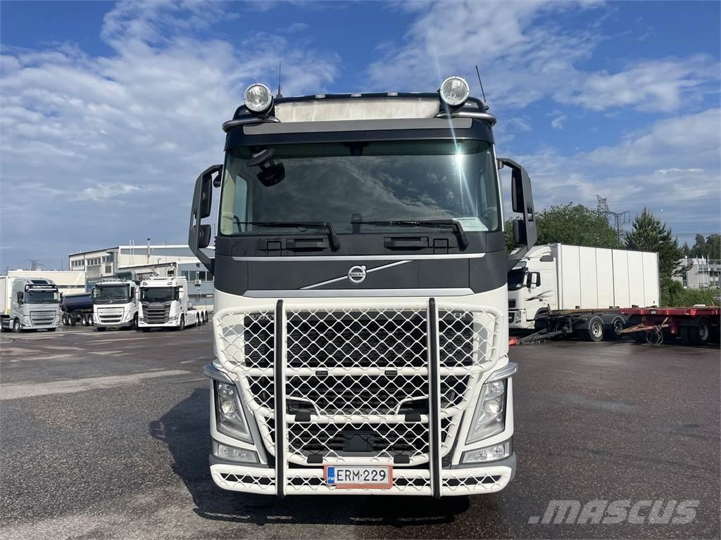 Volvo FH540 6x2 Trekkers