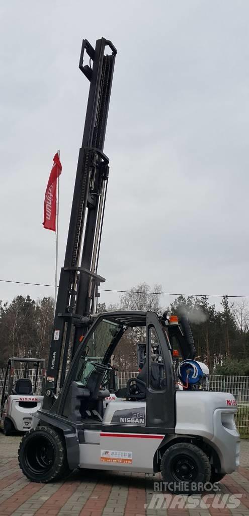 Nissan UGD02A30PQ LPG heftrucks