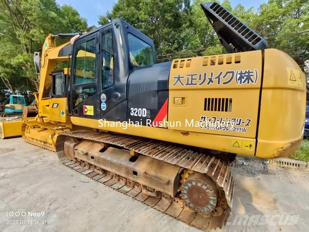 CAT 320 D Rupsgraafmachines