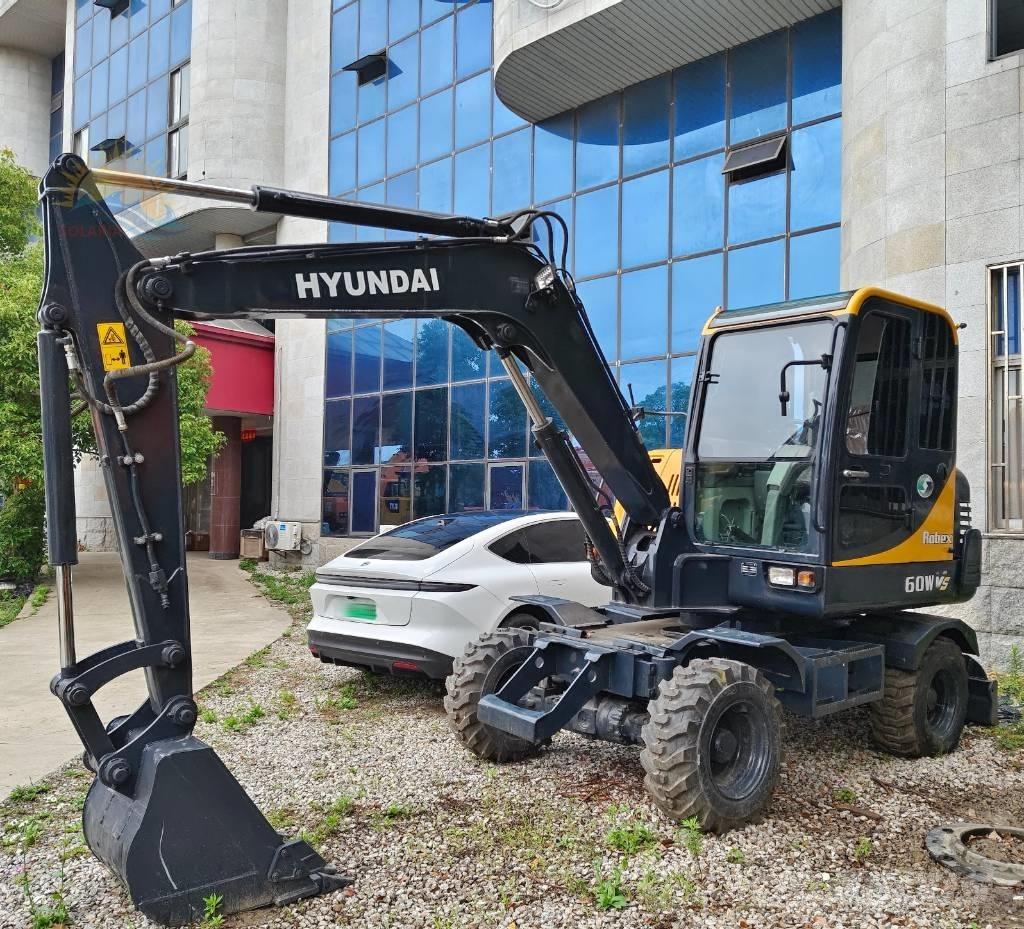 Hyundai 60 W VS Minigraafmachines < 7t