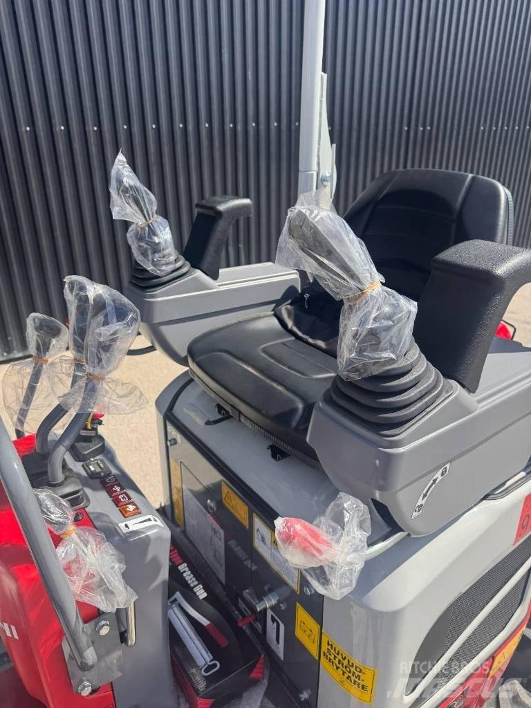Takeuchi TB 210 R Minigraafmachines < 7t