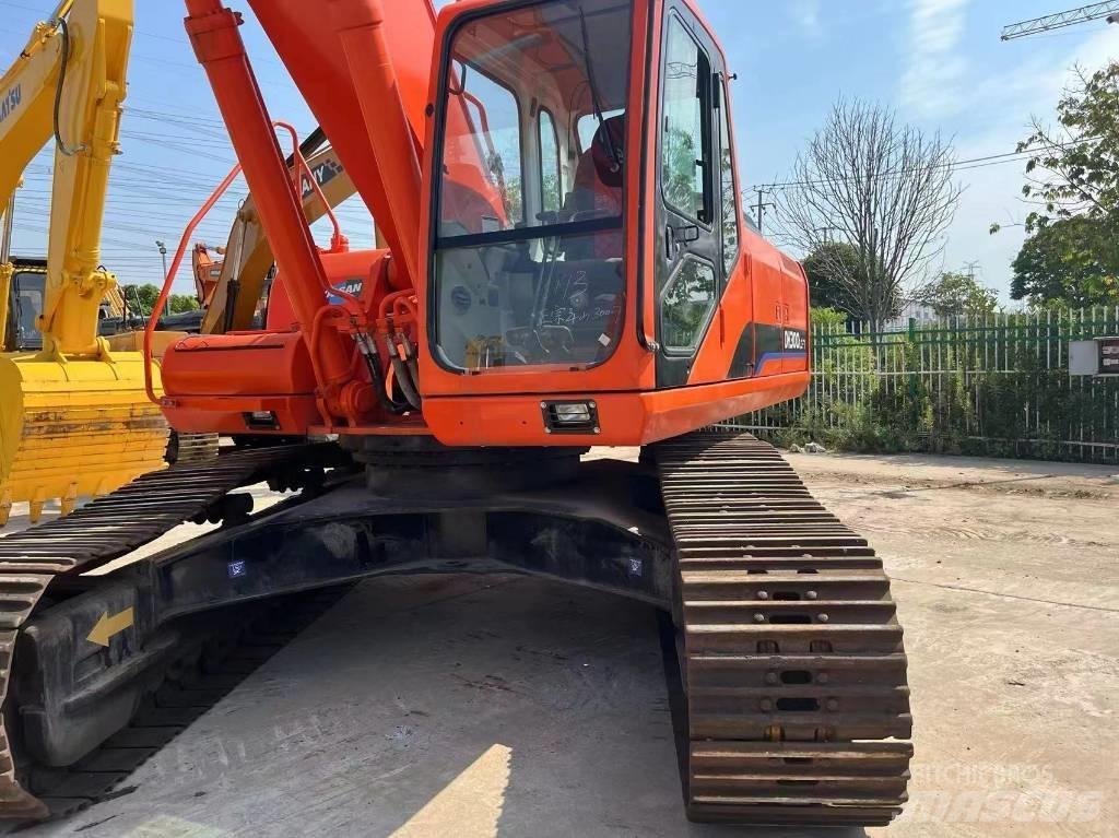 Doosan 300-7 Rupsgraafmachines