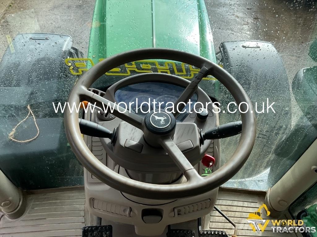 John Deere 6195 R Tractoren