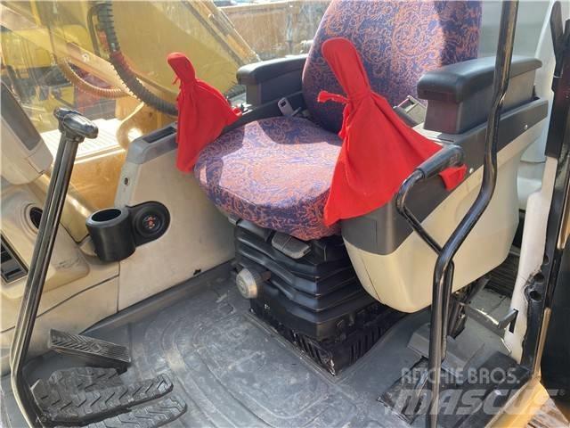 CAT 320 C Rupsgraafmachines
