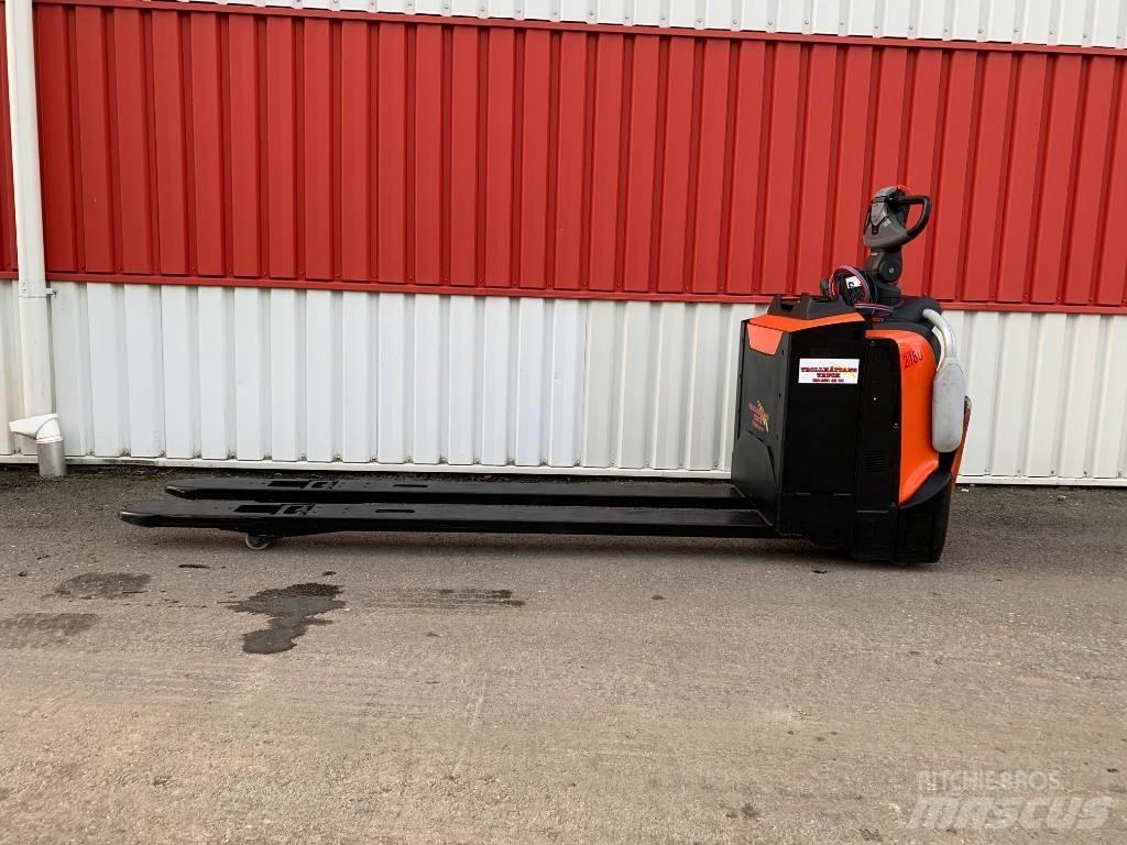 BT LPE 200 Meerij pallettruck met platform