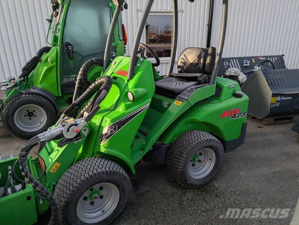 Avant 423 Schrankladers