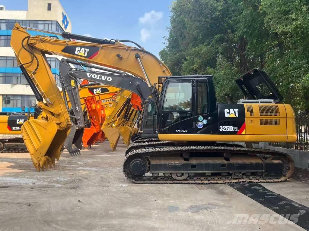 CAT 325 D L Rupsgraafmachines