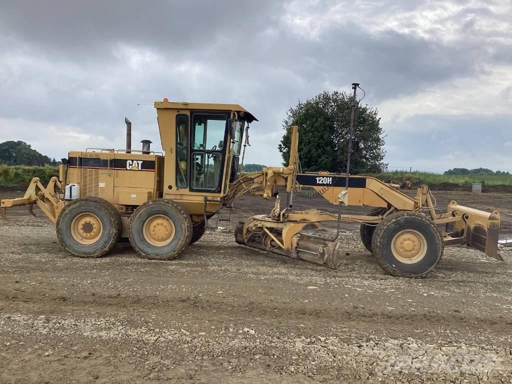 CAT 120 H Graders