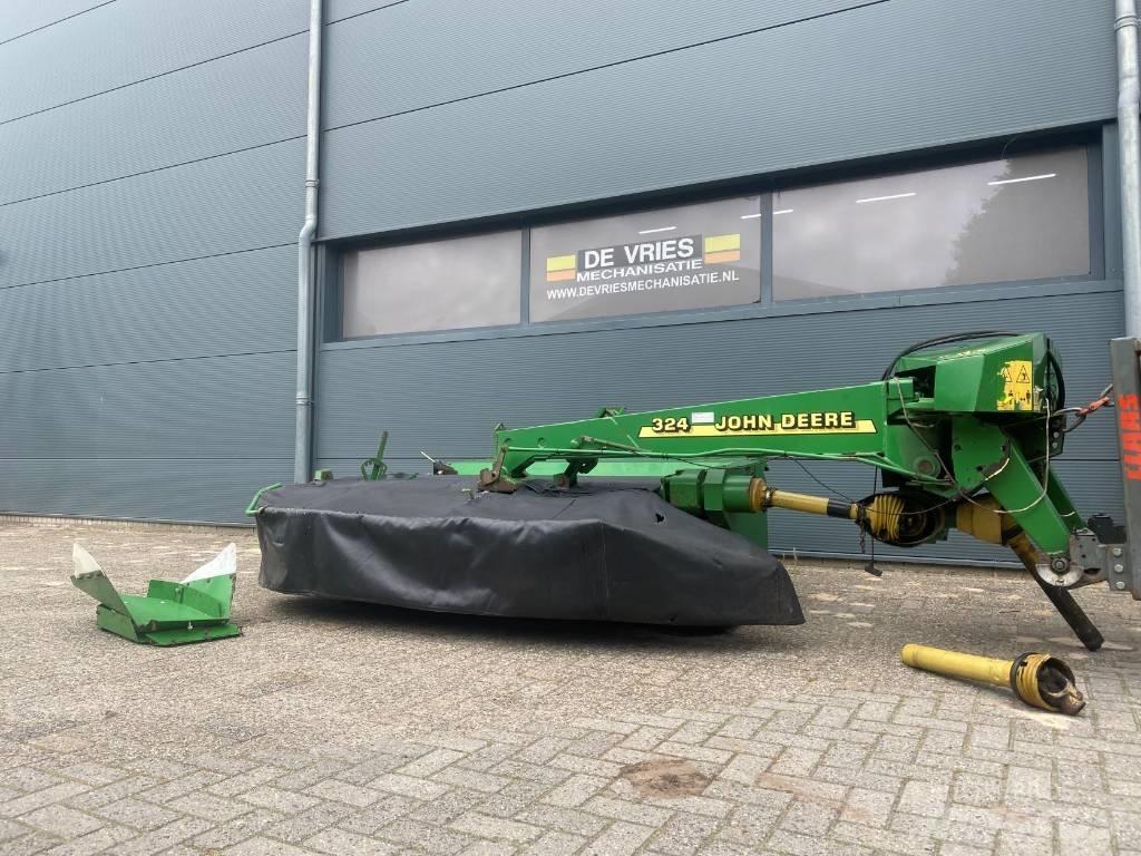 John Deere 324 Maaiers