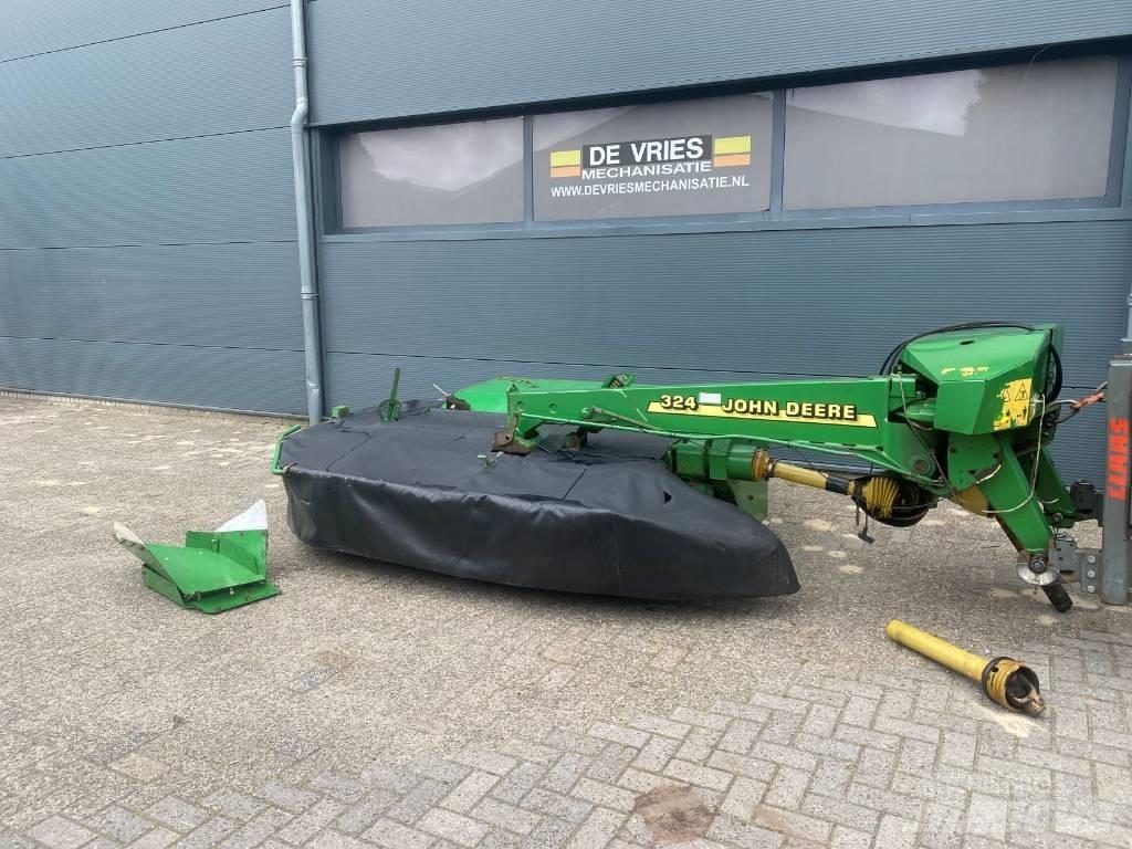 John Deere 324 Maaiers