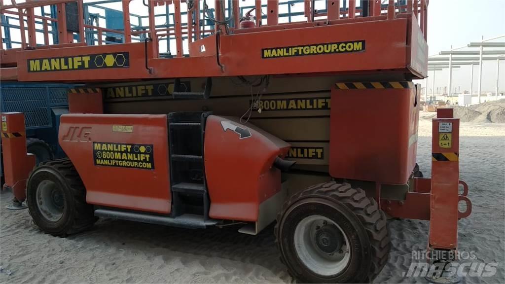 JLG 4394RT Schaarhoogwerkers