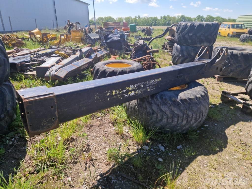 John Deere CH8 1470D Uitrijwagenkranen
