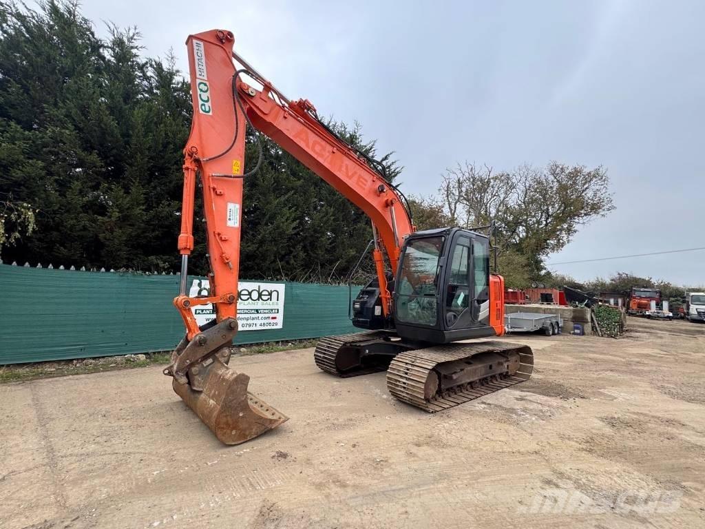 Hitachi ZX 135 US-5B Rupsgraafmachines