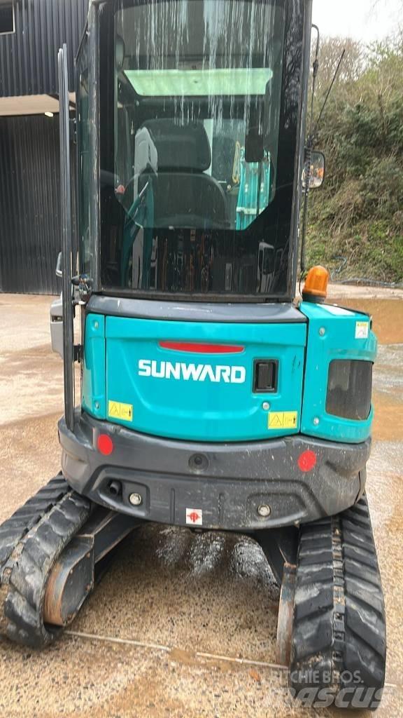 Sunward SWE25UF Minigraafmachines < 7t