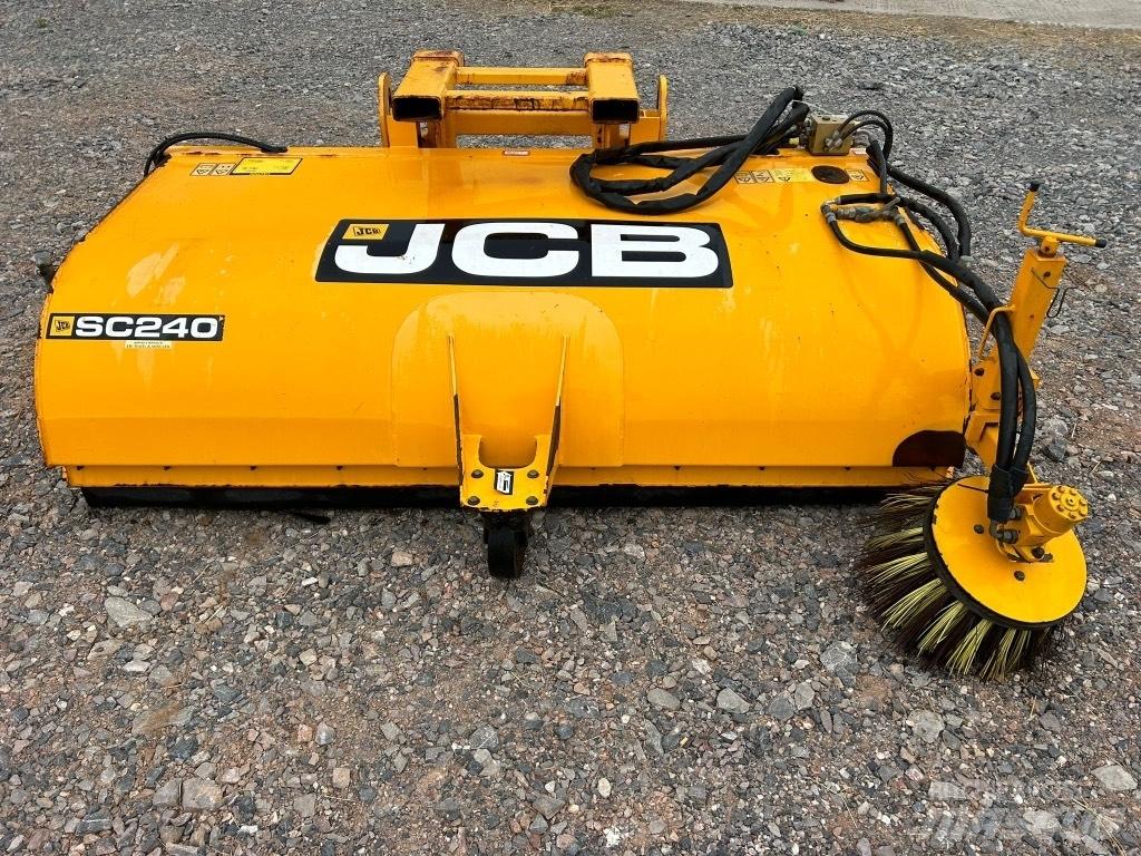 JCB SC 240 Borstels