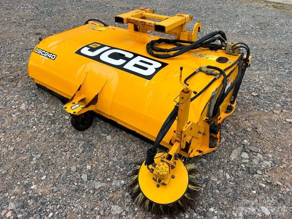 JCB SC 240 Borstels