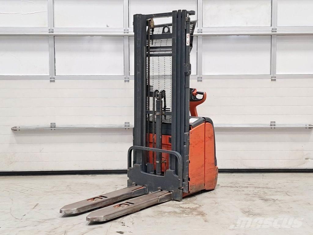 Linde L14 Stapelaar meeloop
